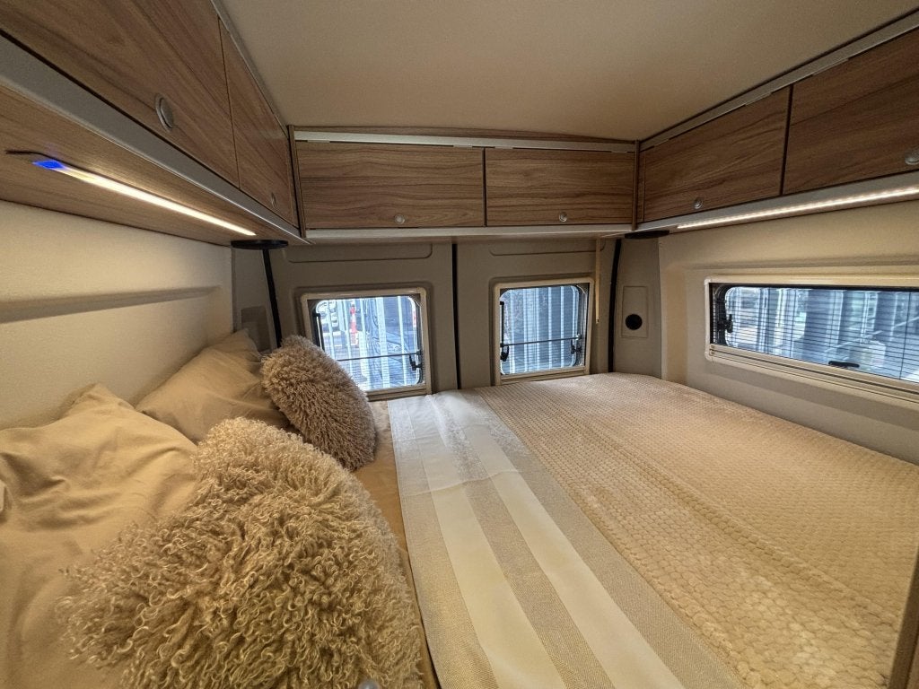 HymerCar Grand Canyon DWARSBED+HEFDAK EURO6 TREKHAAK 4-PERS, Fiat, 6 tot 7 meter, Bedrijf, Tot en met 4