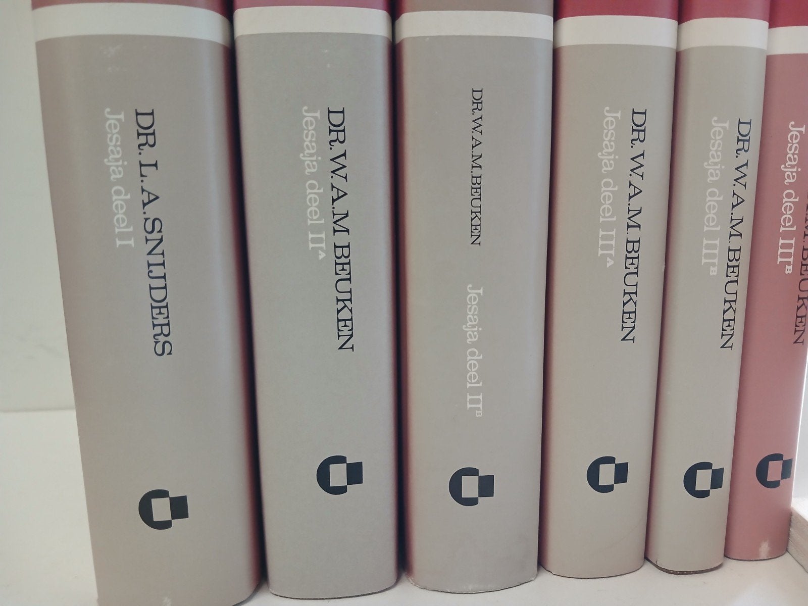 Beuken, Dr. W.A.M. e.a. ;  Jesaja 5 delen  POT, Boeken, Ophalen of Verzenden, Gelezen, Christendom | Protestants