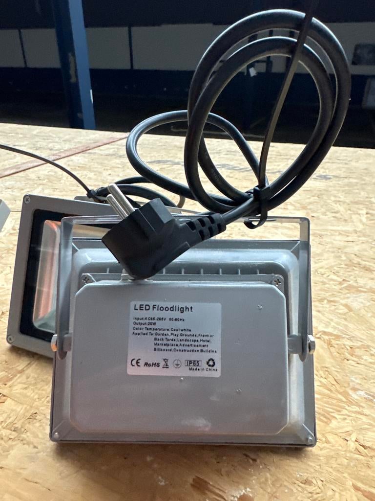 Zo goed als nieuwe 20W LED Floodlight lampen - Meerdere op v, Ophalen, Zo goed als nieuw, Nvt, Nvt