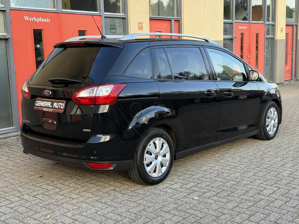 Ford Grand C-Max 1.0 Titanium, Panorama Dak, Nieuwe Distribu, Auto's, Ford, Voorwielaandrijving, Euro 5, Gebruikt, Zwart