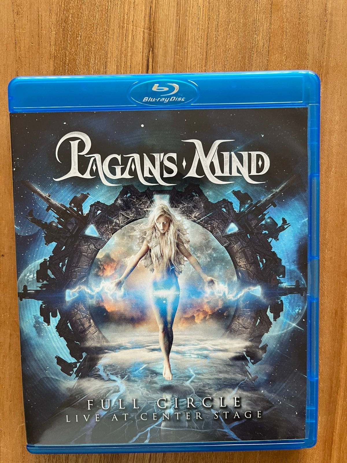 Pagan’s Mind - Full Circle Live At Center Stage blu-ray/2-cd, Ophalen of Verzenden, Zo goed als nieuw, Muziek en Concerten
