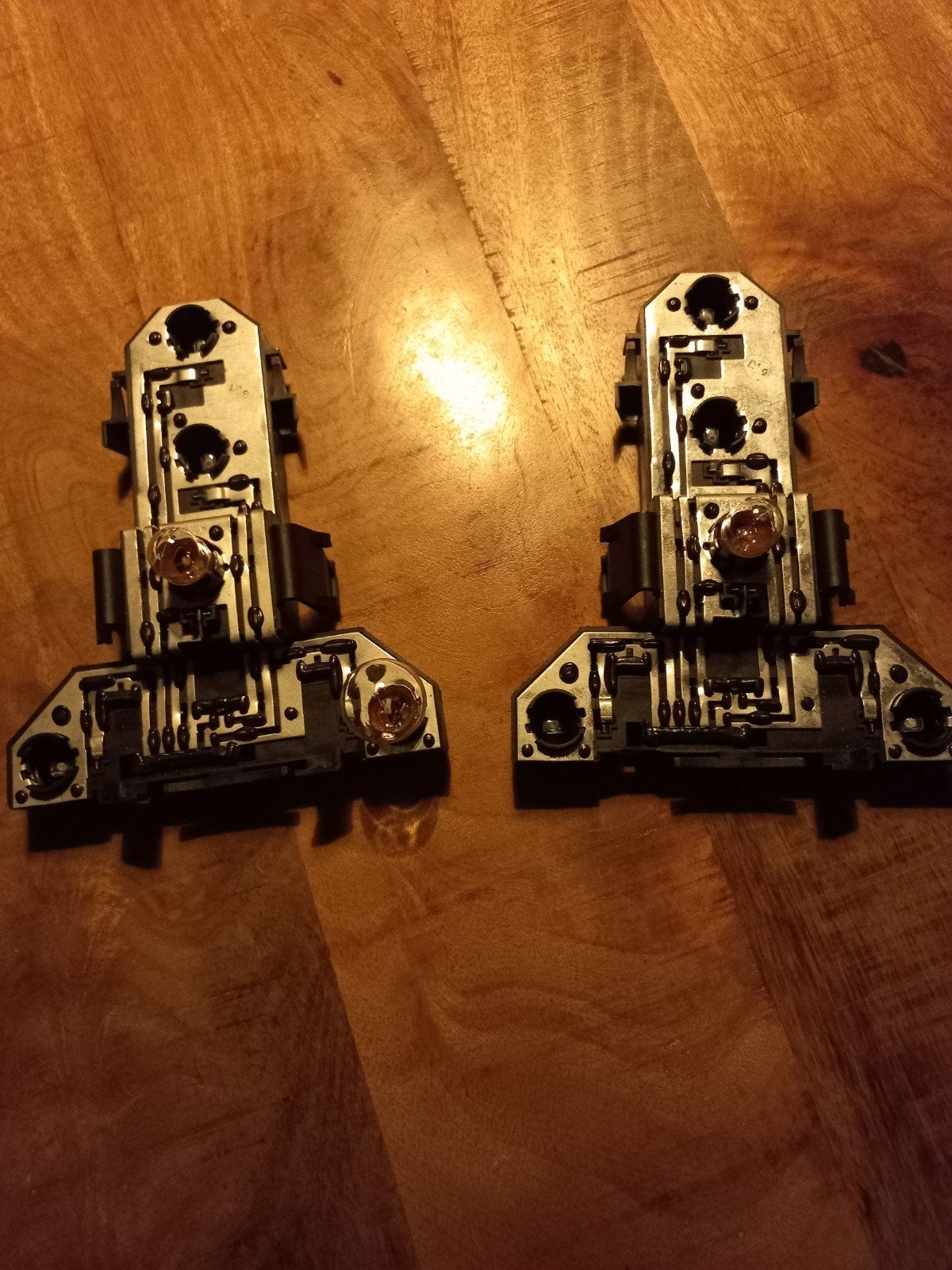 2 lampenhouders originele achterlichten golf 4, Ophalen