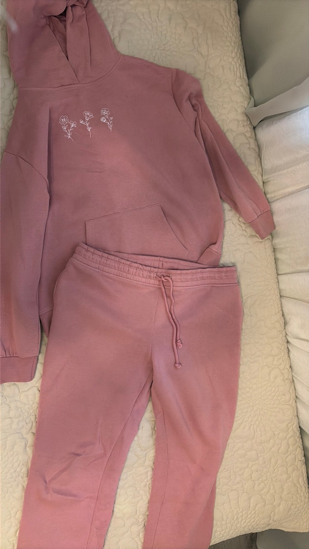 roze hoodie en joggingbroek set, Ophalen of Verzenden, Zo goed als nieuw