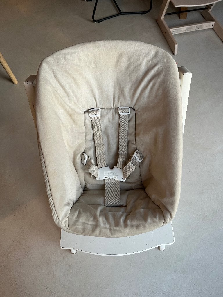 Stokke Babyzit Triptrap, Kinderen en Baby's, Ophalen, Zo goed als nieuw, Meegroeistoel, Gordel(s)