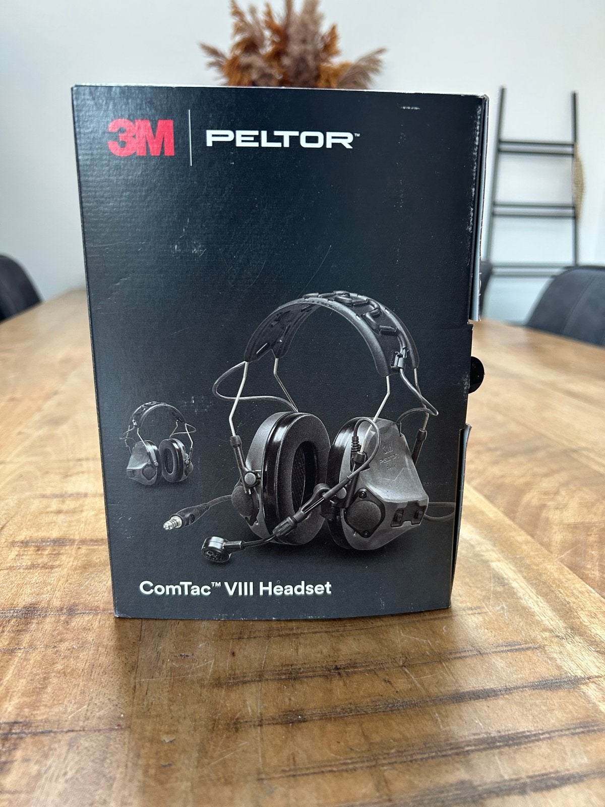 Nieuwe 3M PELTOR ComTac VIII Headset – Orginele verpakking, Ophalen of Verzenden, Zo goed als nieuw, Overige merken