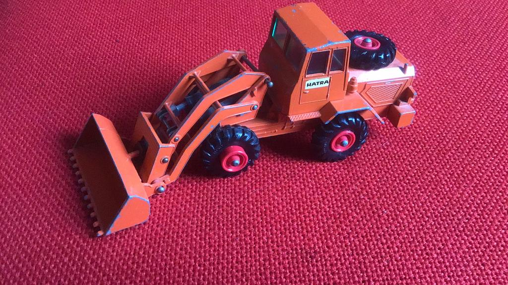 MATCHBOX KING SIZE K3 HATRA TRACTOR SHOVEL ENGLAND FRAAI !, Ophalen of Verzenden, Zo goed als nieuw, Overige typen