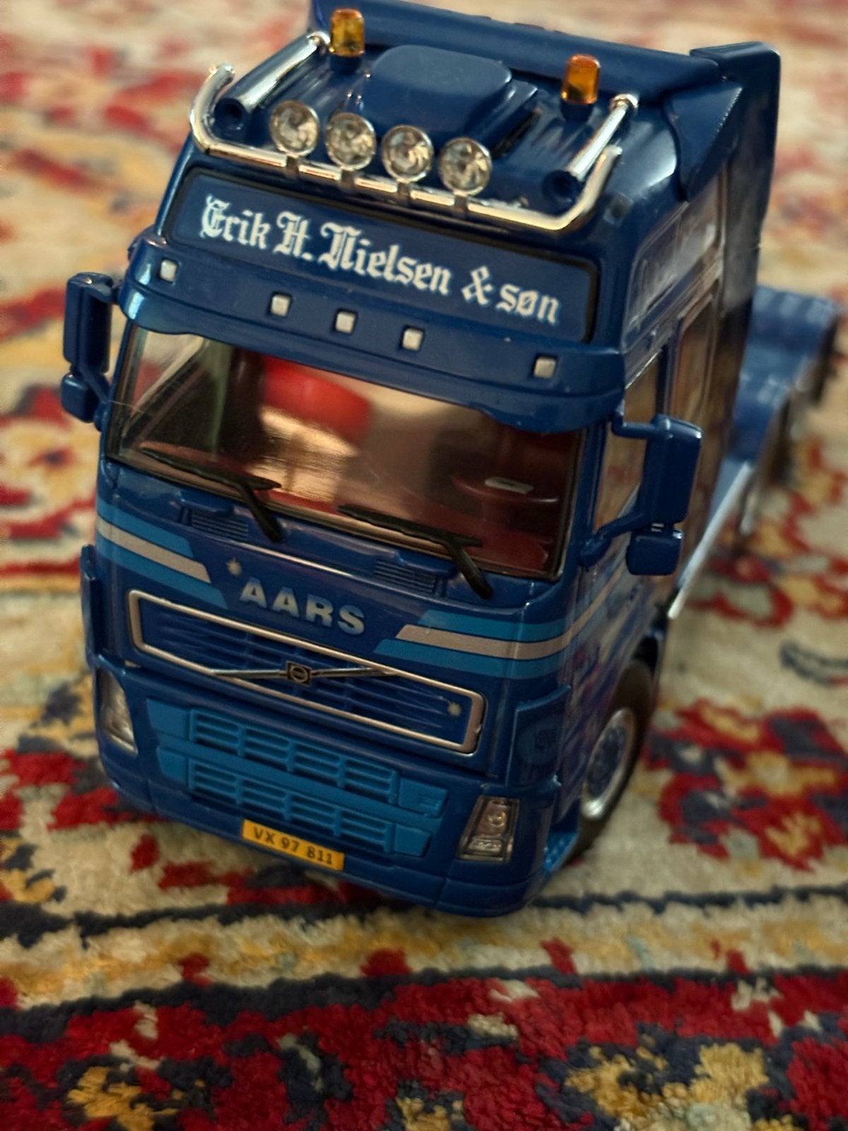 Mooi model vrachtwagen met doos en certificaat, Ophalen of Verzenden, Zo goed als nieuw