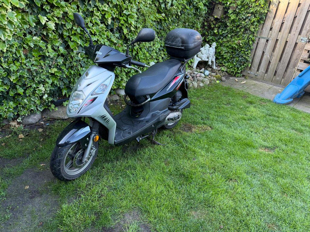 sym orbit 2, Fietsen en Brommers, Scooters | SYM, Ophalen, Zo goed als nieuw, Benzine, Orbit