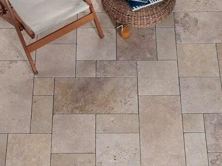 TRAVERTIN CLASSIC TEGELS Romaans verband vloer/ natuursteen!, Tuin en Terras, Ophalen of Verzenden, Nieuw, Hout, 10 m² of meer