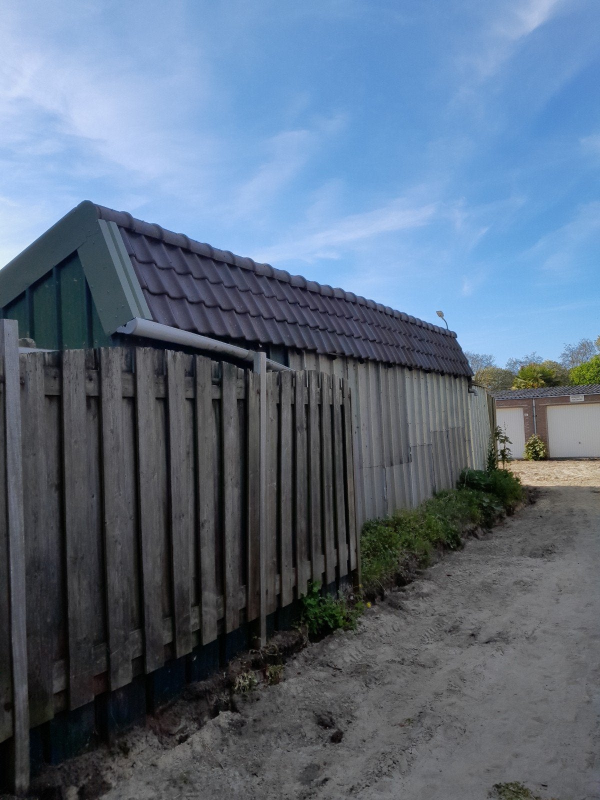 Dakpannen en nokpan voor ca. 20m² dak, Doe-het-zelf en Verbouw, Dakpannen en Dakbedekking, Ophalen, Gebruikt, Steen of Klei, 15 m² of meer