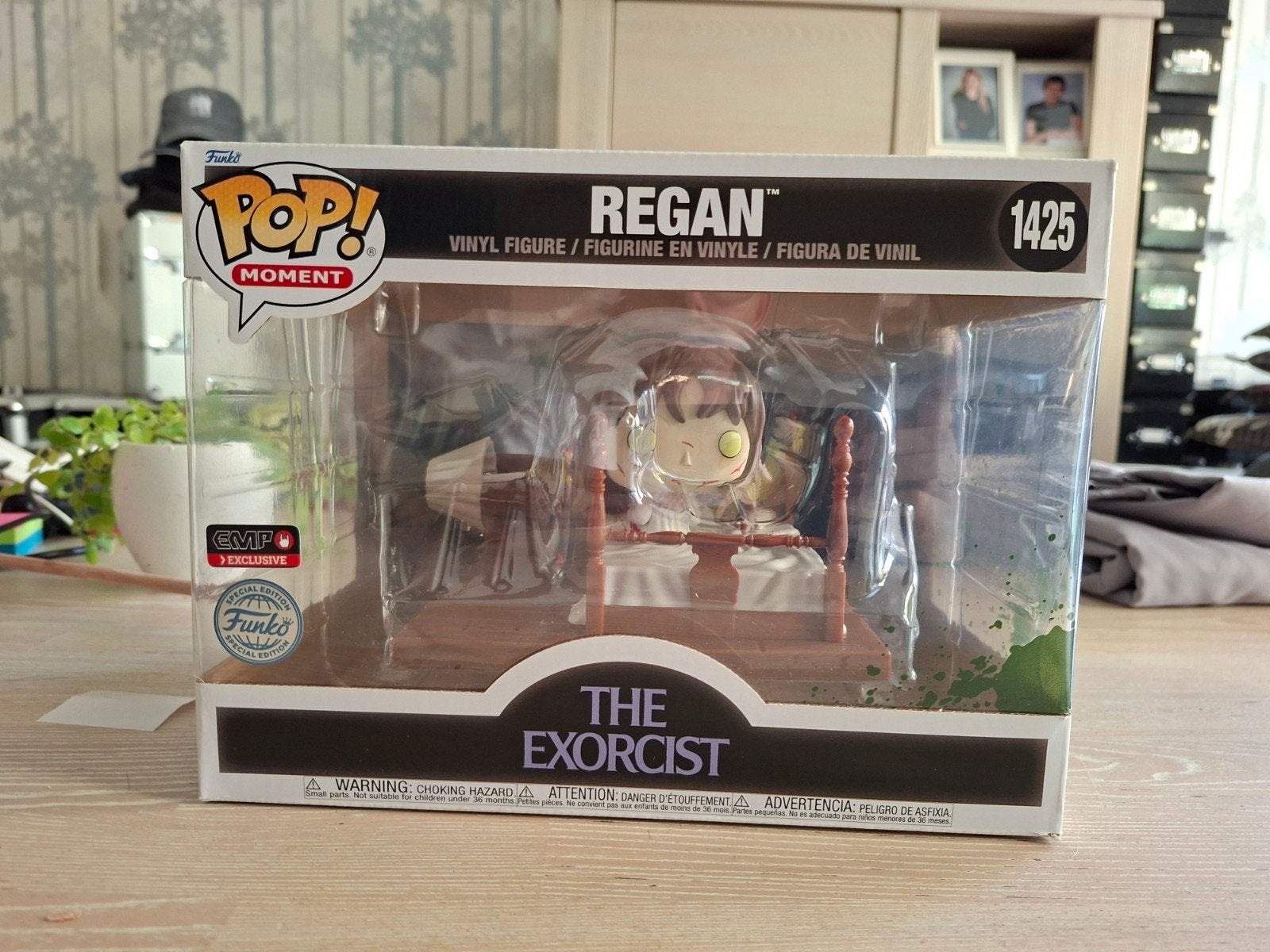 regan funko pop met bed nr 1425 the exorcist, Ophalen of Verzenden, Nieuw