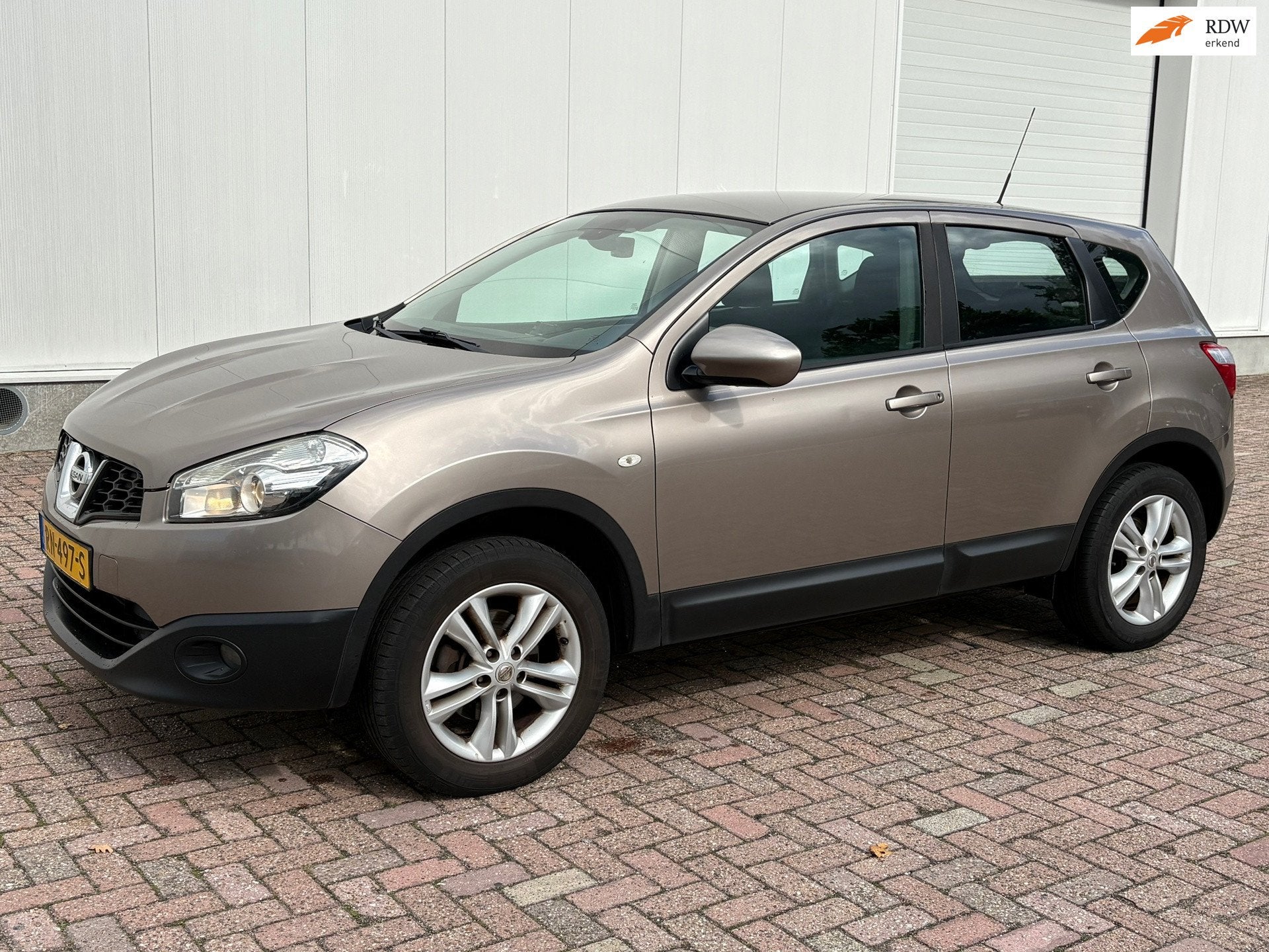 Nissan Qashqai 1.5 dCi Acenta, Auto's, Voorwielaandrijving, Stof, Gebruikt, 4 cilinders