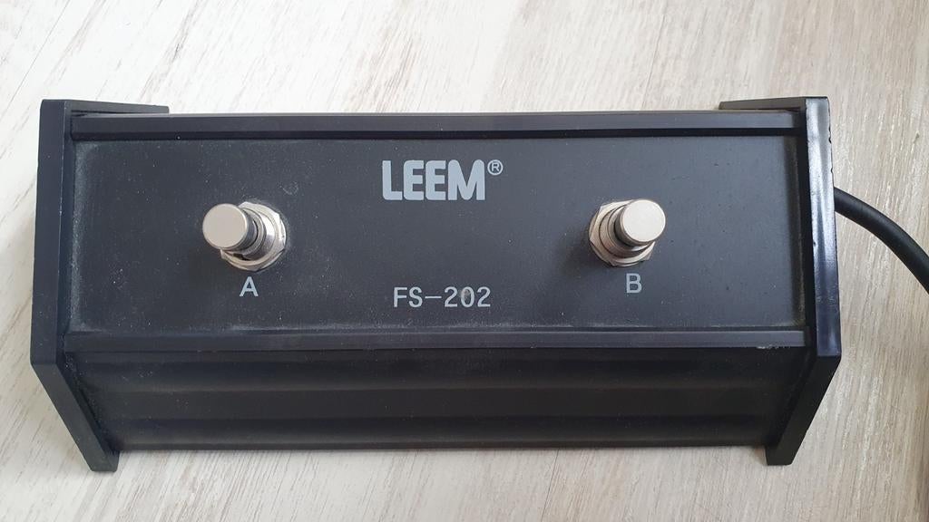 Leem FS-202 dubbele voetschakelaar, Muziek en Instrumenten, Ophalen of Verzenden, Elektrische gitaar