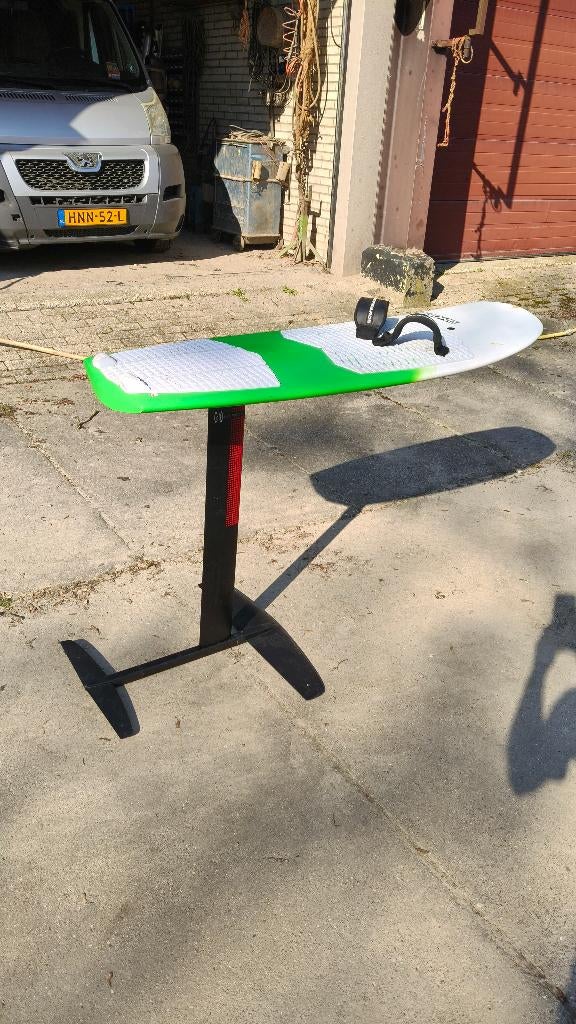 Te koop: foilboard compleet, Watersport en Boten, Foil, Ophalen, Zo goed als nieuw, Overige typen