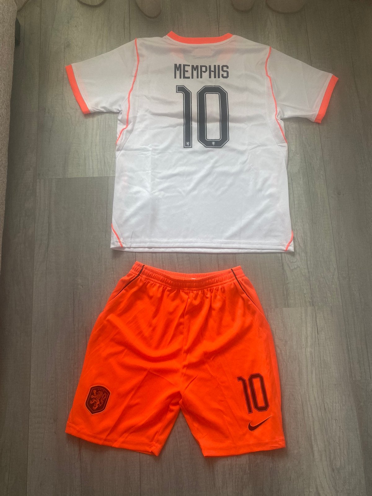 Nederlands elftal uittenue Memphis maat 135/145, Maat XS of kleiner, Ophalen of Verzenden, Nieuw, Set