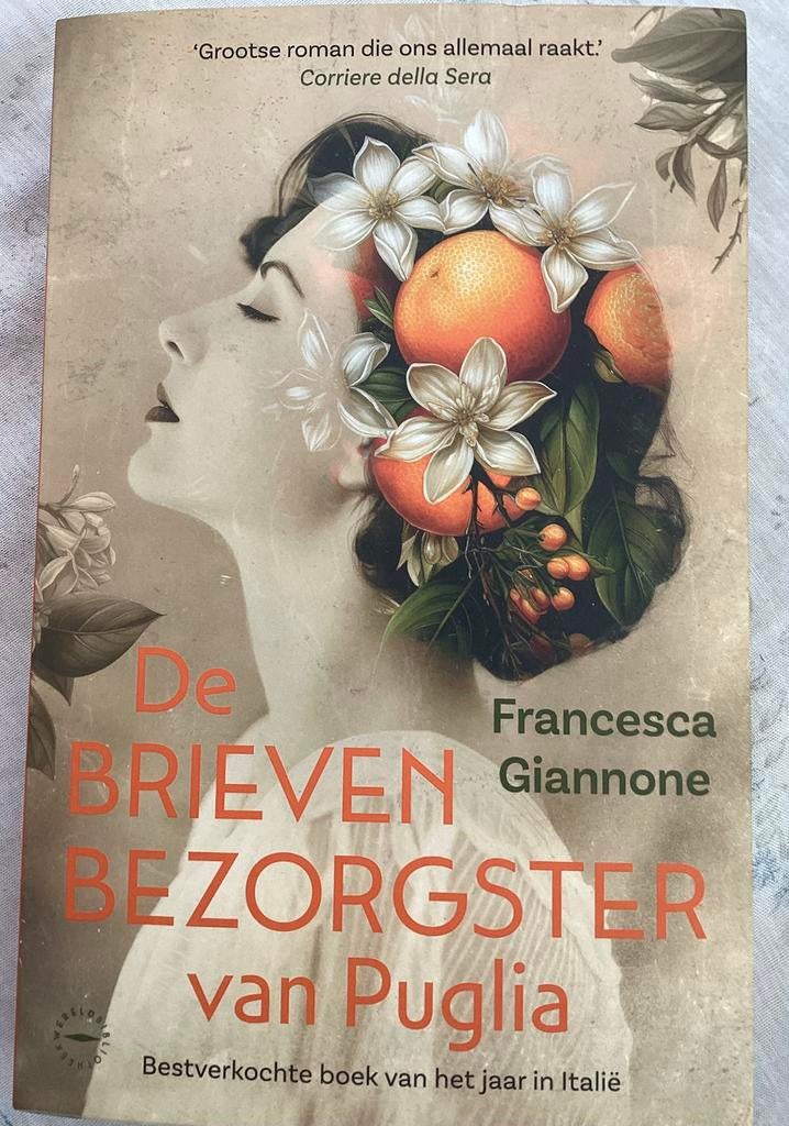 De brievenbezorgster van Puglia, Ophalen of Verzenden, Zo goed als nieuw, Europa overig