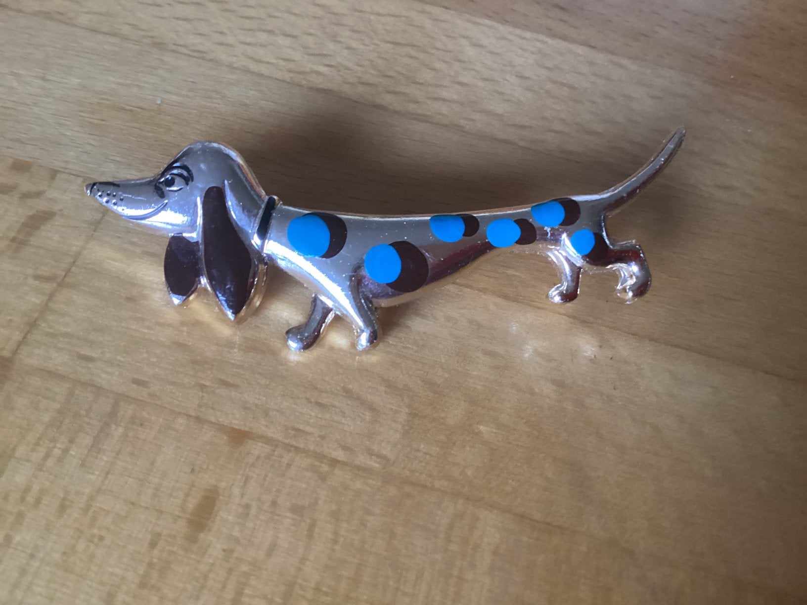 Teckel broche // 6 cm, Ophalen of Verzenden, Zo goed als nieuw, Overige materialen