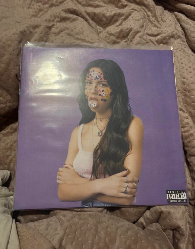 Olivia Rodrigo - SOUR LP (Limited Edition Clear Vinyl), Cd's en Dvd's, Vinyl | Pop, Verzenden, Zo goed als nieuw, 12 inch, Colored vinyl