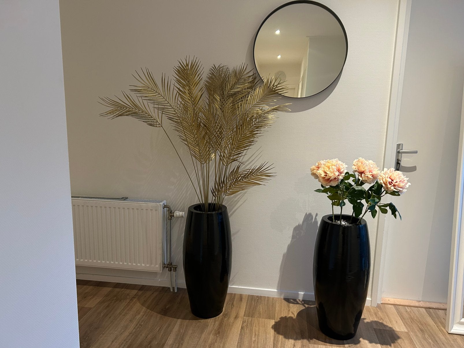 2 Grote Luxe Zwarte Vazen – met of zonder decoratie, Ophalen