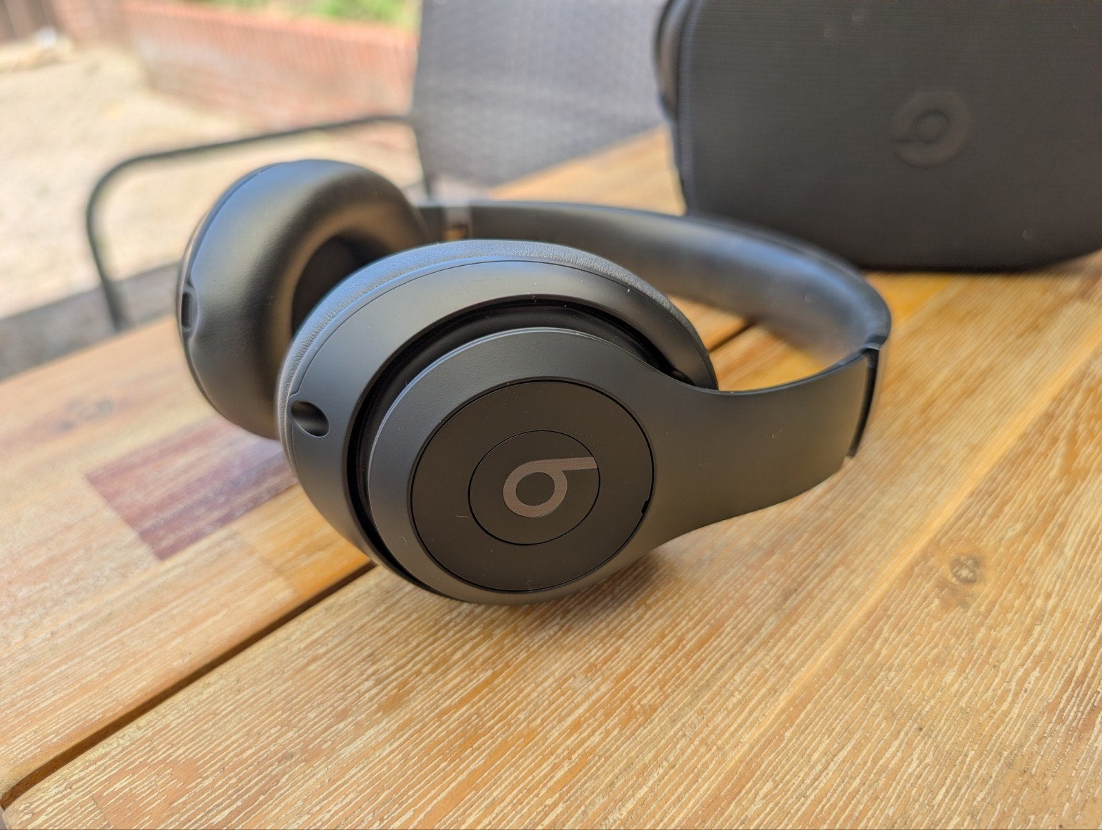 Beats Studio Pro koptelefoon met opbergetui