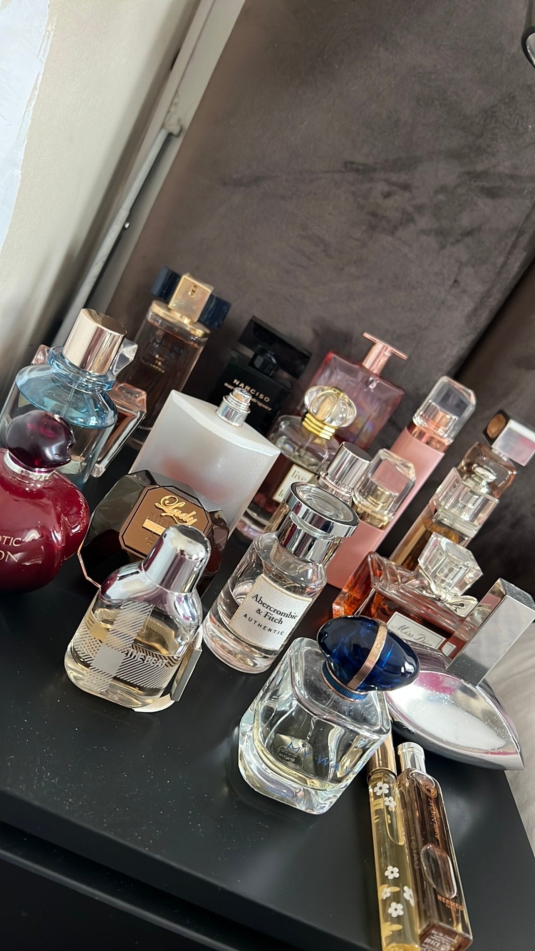 Grote Parfumcollectie, Sieraden, Tassen en Uiterlijk, Ophalen of Verzenden, Zo goed als nieuw