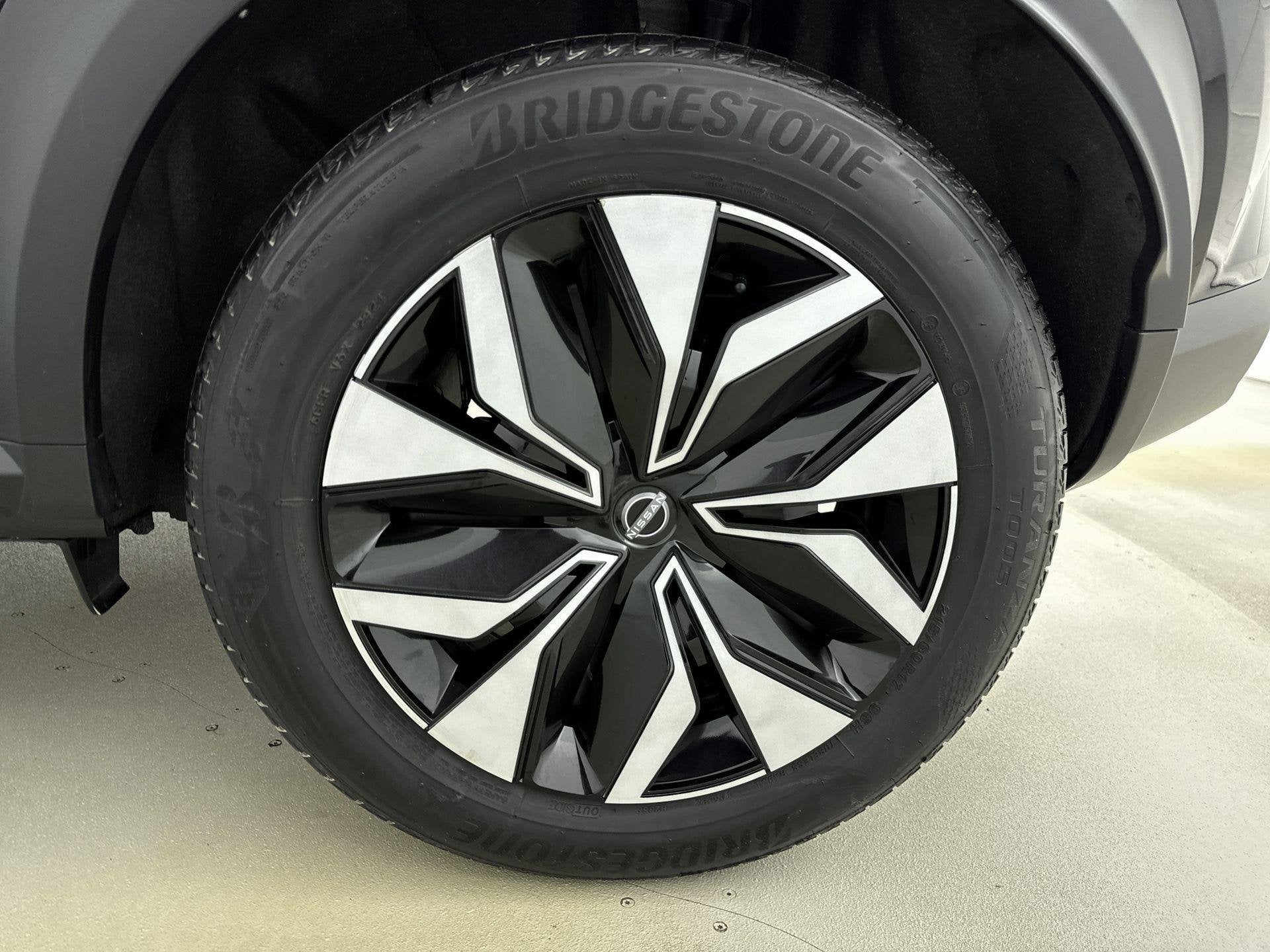 Foto 11 van Nissan Juke 1.0 DIG-T Acenta 114PK | Achteruitrijcamera | Ap