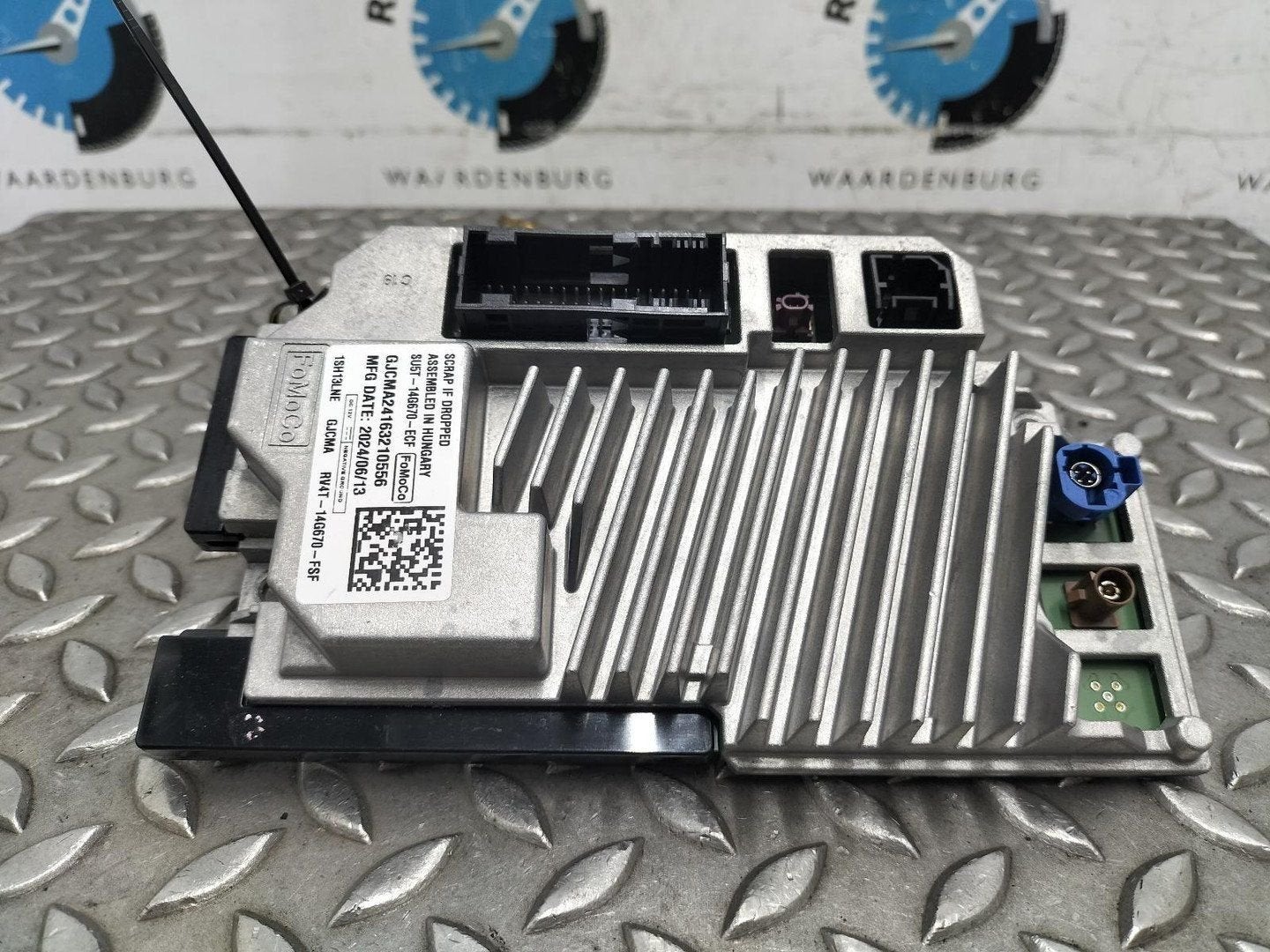 FORD KUGA DFK JC7 ST-LINE  COMPUTER ECU RV4T14G670FSF 2024, Auto-onderdelen, Ophalen of Verzenden, Gebruikt, Stiba lid