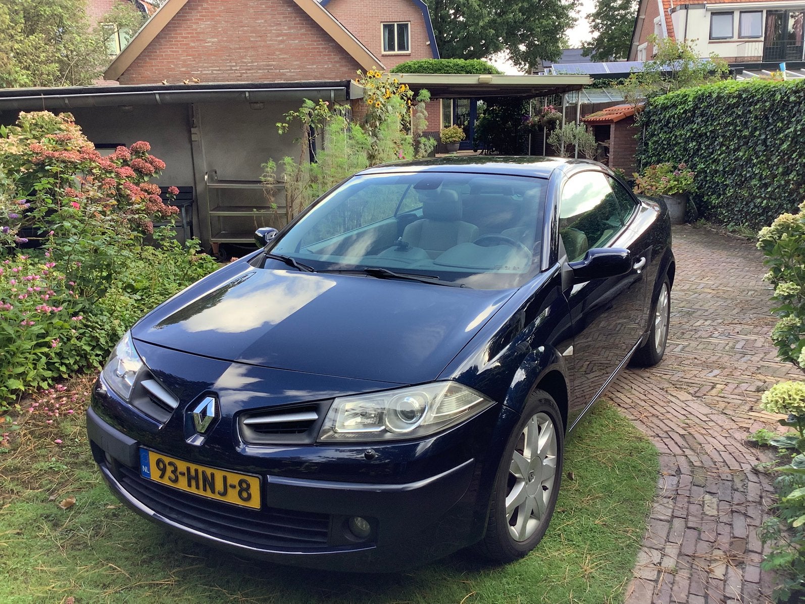 Renault Mégane 2.0 16V Cabrio E4 2009 Blauw, Auto's, Voorwielaandrijving, 1998 cc, 4 cilinders, Cabriolet