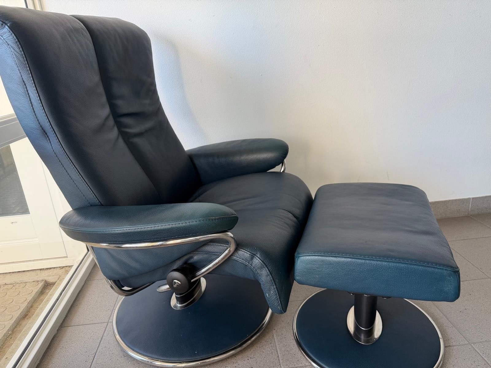 Stressless Blauwe Leren Draaifauteuil met Hocker, Ophalen, Gebruikt, Blauw, Leer
