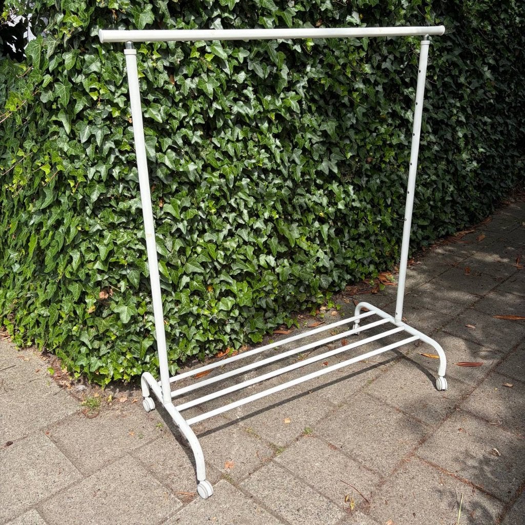 Rigga Ikea kledingrek, Ophalen, Met wielen