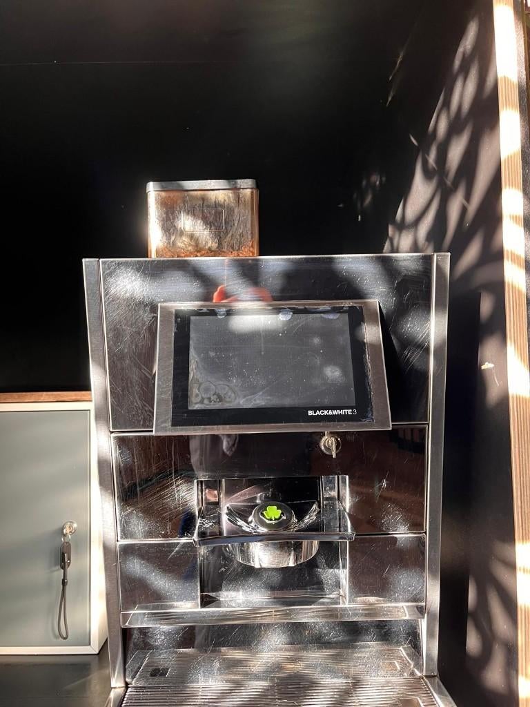 Black&White professionele koffiemachines | Per 3 beschikbaar, Witgoed en Apparatuur, Koffiezetapparaten, Ophalen, Gebruikt, 10 kopjes of meer