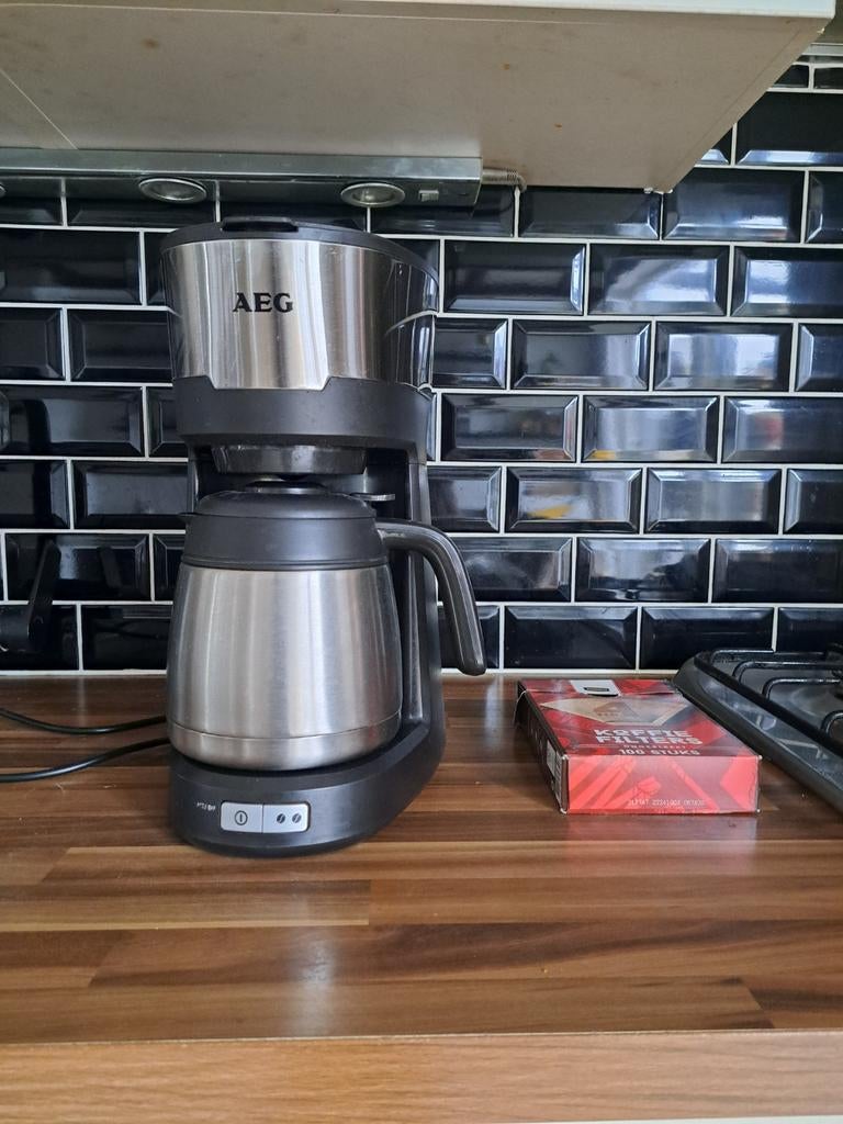 AEG Koffiezetapparaat KF5700 - € 15,00, Witgoed en Apparatuur, Gebruikt, 10 kopjes of meer, Koffiemachine, Gemalen koffie