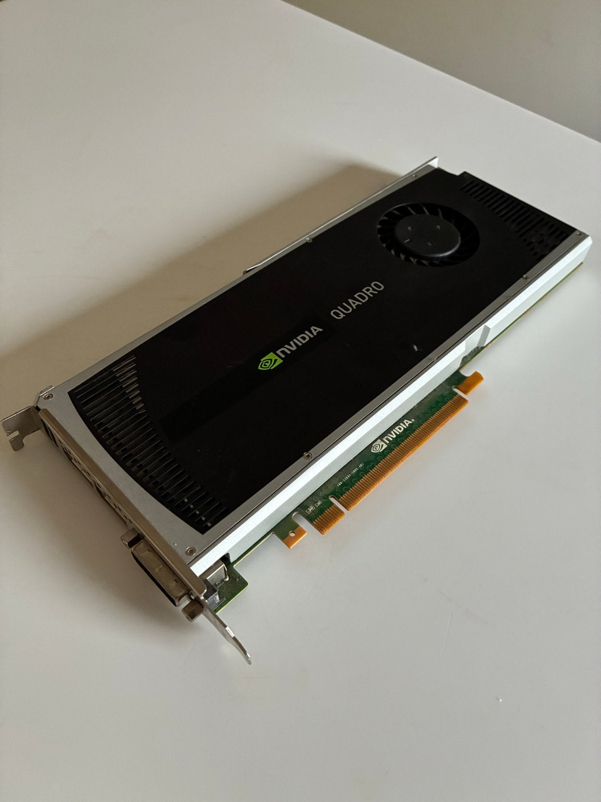 NVIDIA Quadro 4000 P1031 Grafische Kaart - Professionele GPU, Computers en Software, HDMI, GDDR, Ophalen of Verzenden, Zo goed als nieuw
