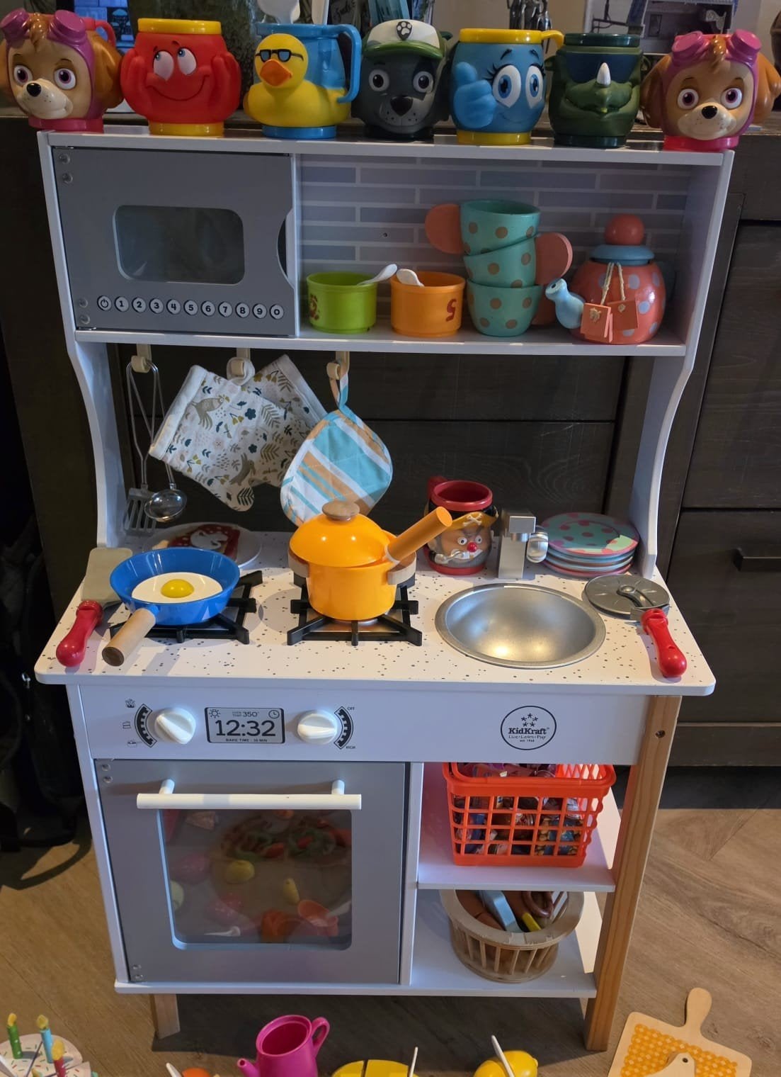 KidKraft Speelkeuken met uitgebreide accessoires, Ophalen, Zo goed als nieuw, Knutselen