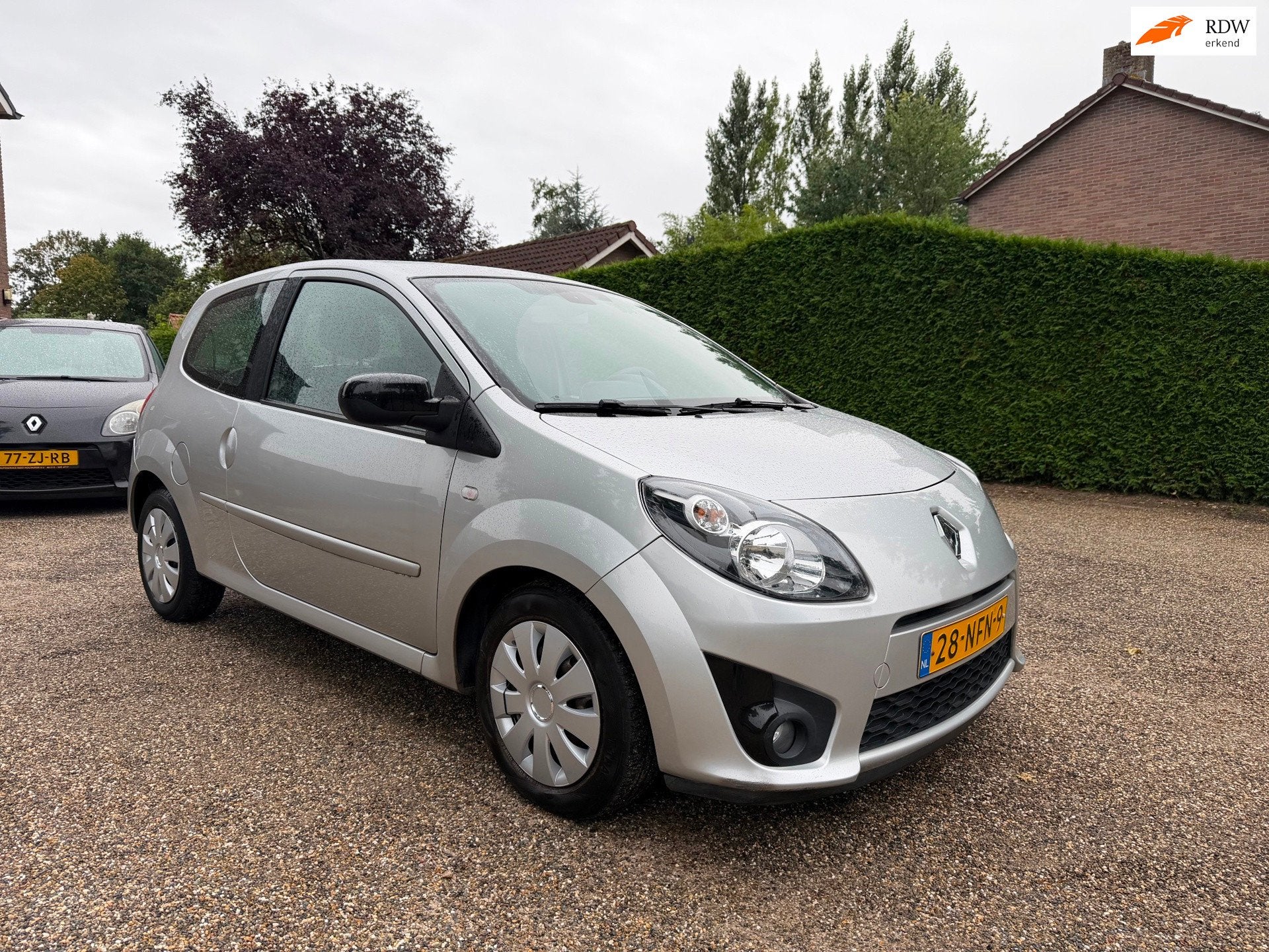 Renault Twingo 1.2-16V Dynamique *NIEUWE APK*, Auto's, 839 kg, Twingo, Gebruikt, 4 cilinders