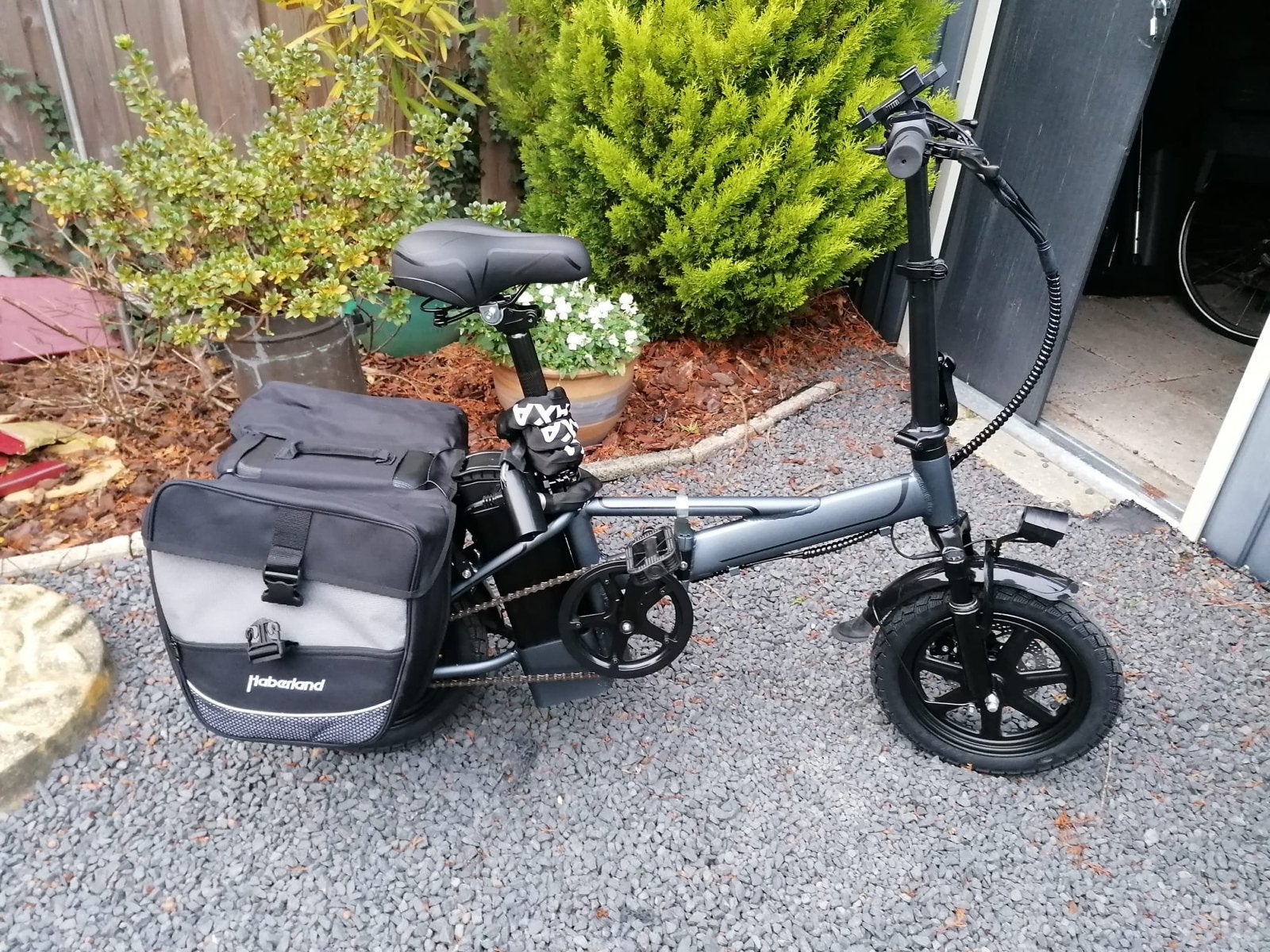 E-Bike Vouwfiets 14 Inch Zwart - Incl. Accu, Oplader & Tasse, Zo goed als nieuw, Minder dan 47 cm, 30 tot 50 km per accu, Ophalen