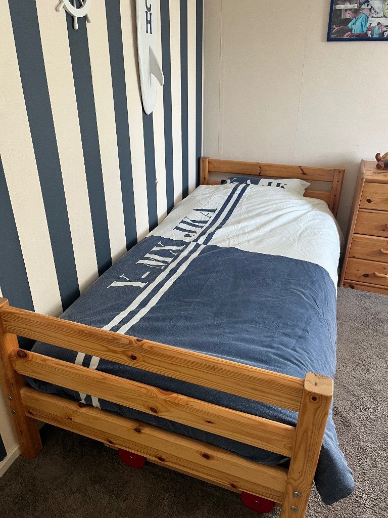Hele kinderkamer! Bed kast bureau en ladekast, Ophalen, Gebruikt, 180 cm of meer, 85 tot 100 cm