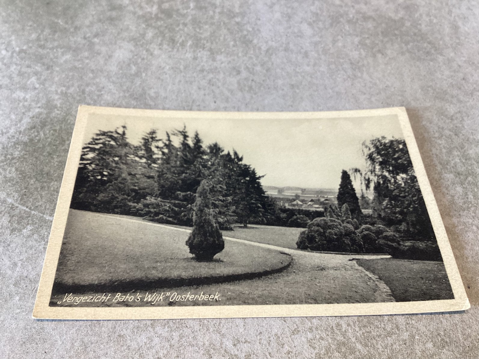 Oosterbeek.     ,, Vergezicht Bato’s Wijk”    1943, Ophalen of Verzenden, 1940 tot 1960, Gelderland