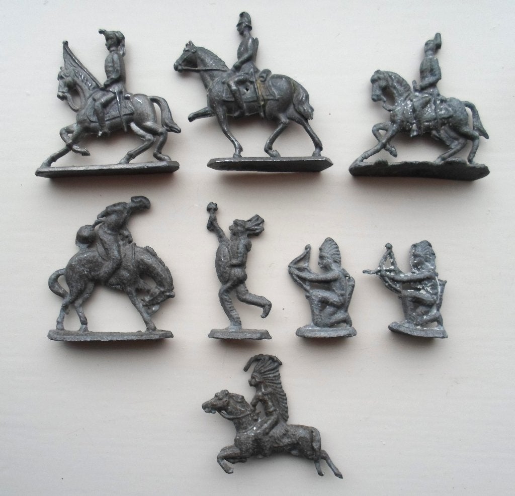8 Loden Soldaten, cowboy en Indianen. Pre 1940., Antiek en Kunst, Ophalen of Verzenden