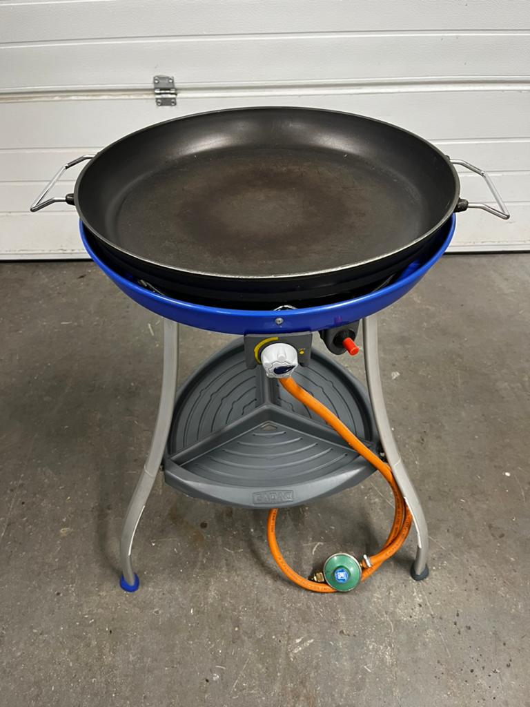 Cadac Paella Pan/skottelvraai Model 8100 met gasaansluiting, Ophalen, Gebruikt