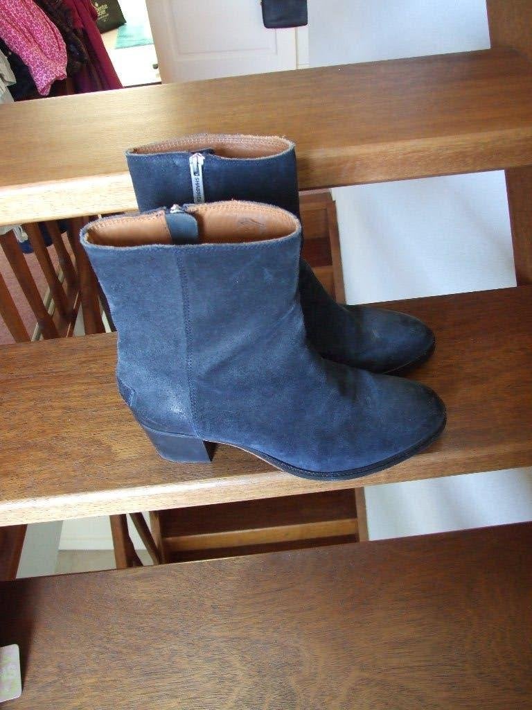 Zgan Shabbies laarsjes op hak blauw maat 39, Kleding | Dames, Schoenen, Blauw, Zara, Lage of Enkellaarzen, Ophalen of Verzenden