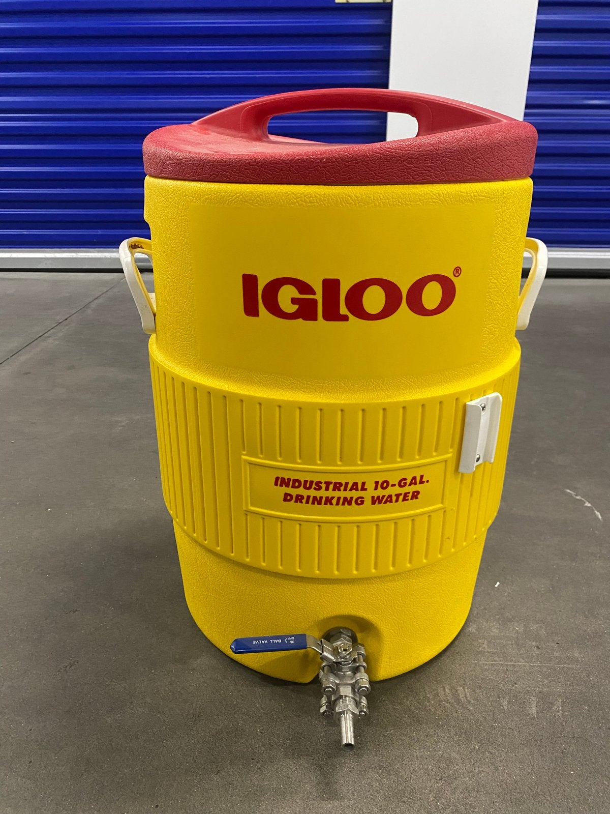 Igloo Koelbox 10 Gallon - Geel met Kraan, Ophalen of Verzenden, Gebruikt, Koelbox, Koelelement