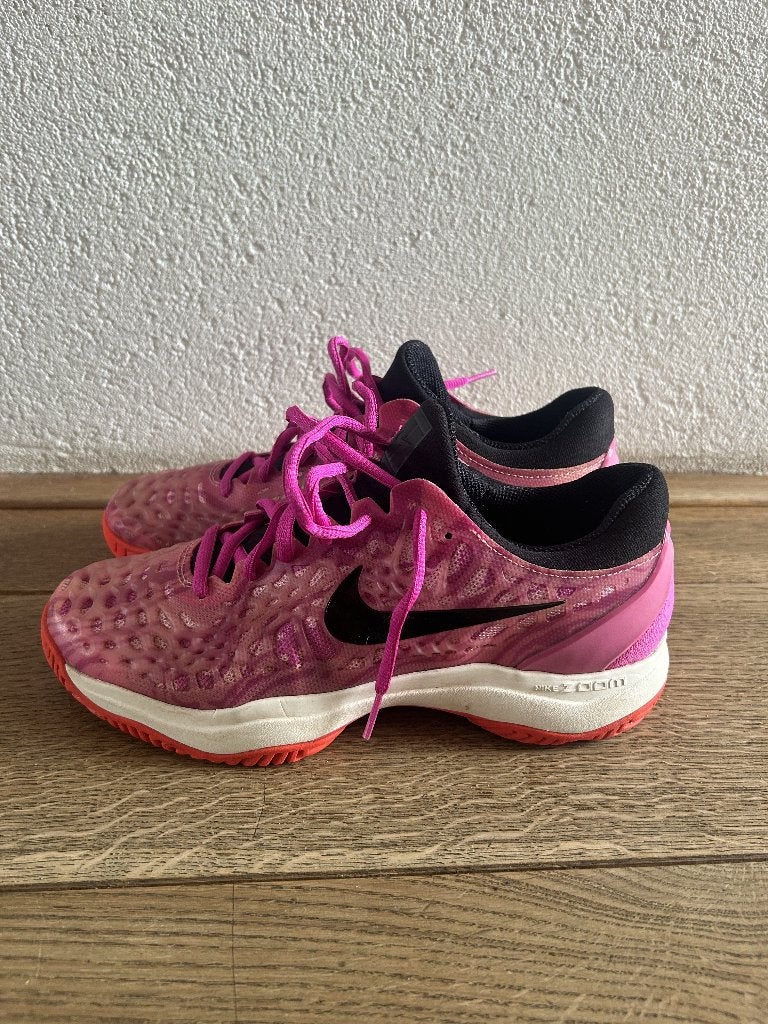 Nike Tennis Schoenen, Kleding | Dames, Sportkleding, Nike, Ophalen of Verzenden, Zo goed als nieuw, Roze