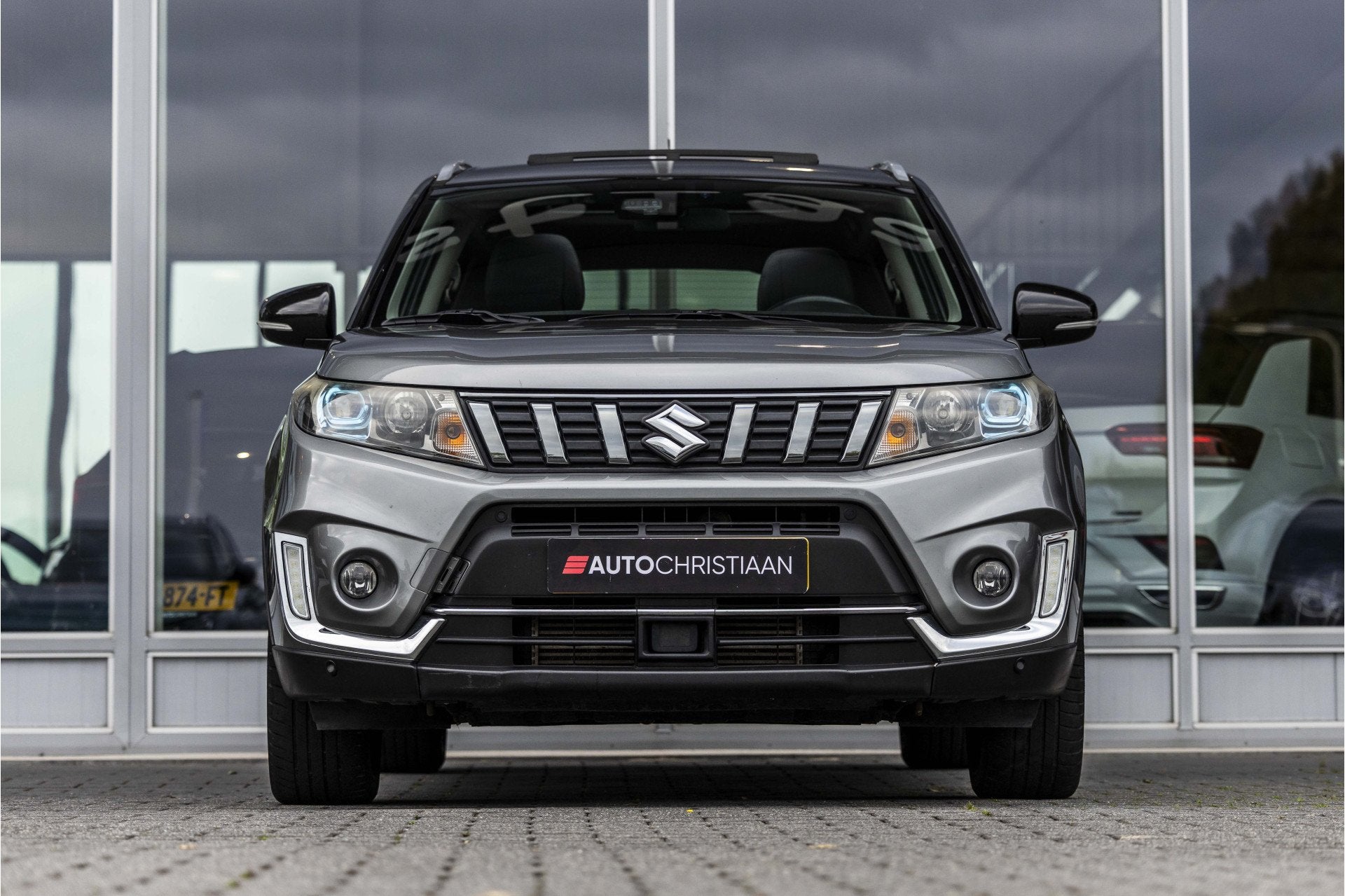 Suzuki Vitara 1.4 Boosterjet Select | Pano | Trekhaak | Carp, 12 maanden, 4 cilinders, 400 kg, Leder en Stof