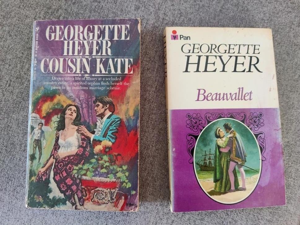 Vintage pockets Georgette Heyer, Ophalen of Verzenden, Gelezen
