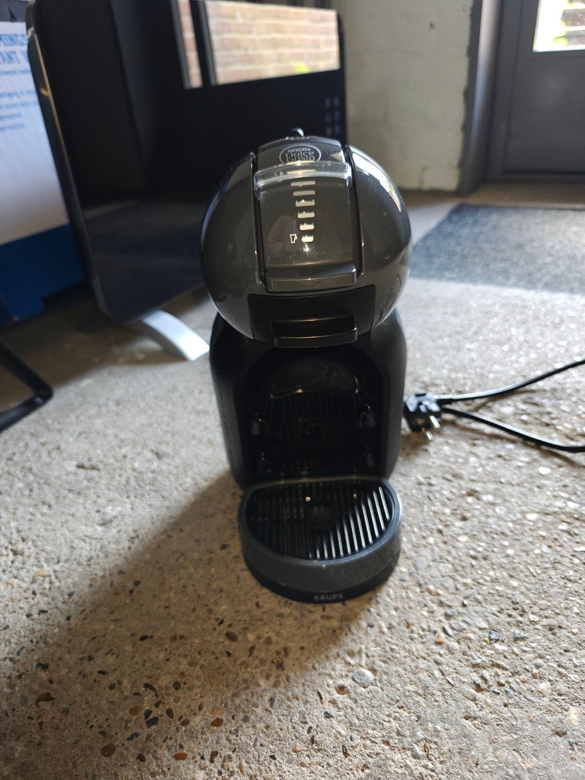 Nescafé Dolce Gusto Krups koffiezetapparaat, Gebruikt, Koffiemachine, Ophalen of Verzenden, 1 kopje