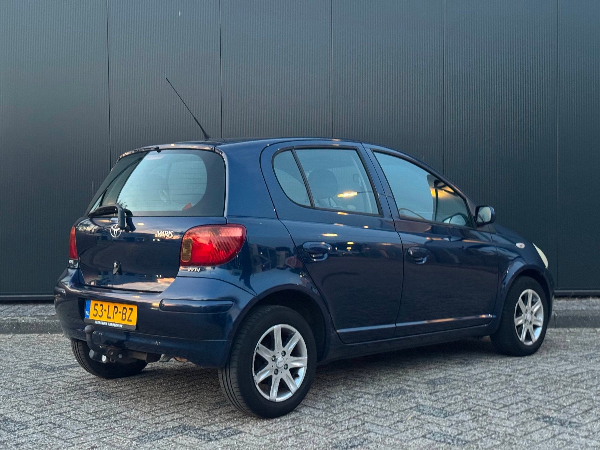 Toyota Yaris 1.3 VVT-i Sol 5-deurs | AUTOMAAT | Airco (ijsko, Stof, Gebruikt, 4 cilinders, Origineel Nederlands