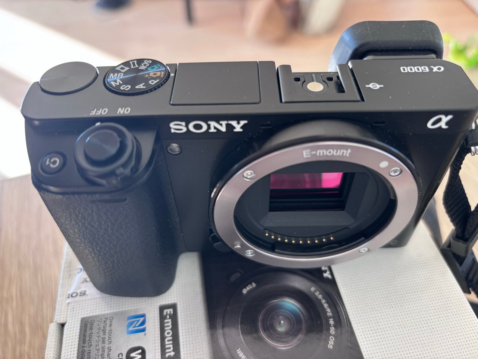 Sony Alpha A6000 systeemcamera (body), Ophalen, Zo goed als nieuw, WiFi, Accu