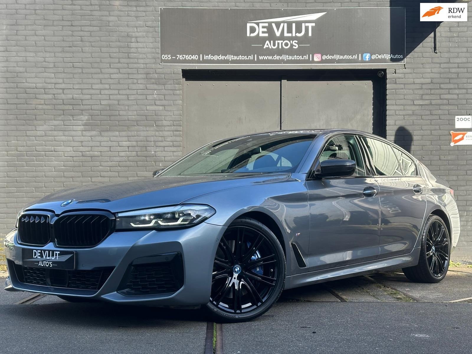 BMW 5-serie 530d xDrive M-Pakket | Carplay | Led | Alcantara, Auto's, Dealer onderhouden, Gebruikt, 2000 kg, 286 pk