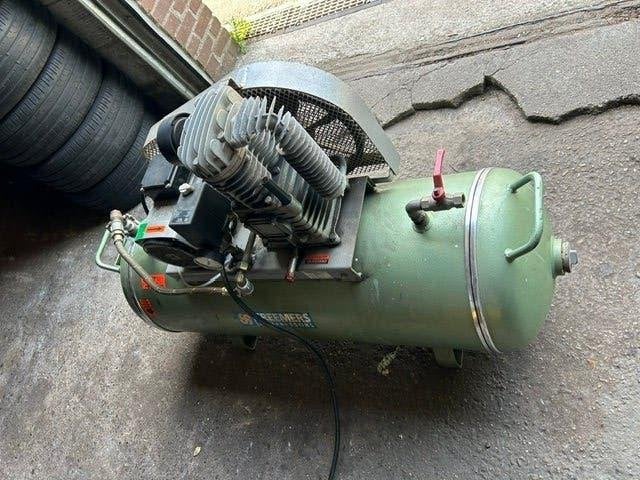 Creemers compressor 380 volt 360 ltr/min werkend te zien, Ophalen, 400 tot 800 liter/min, Zo goed als nieuw, Mobiel